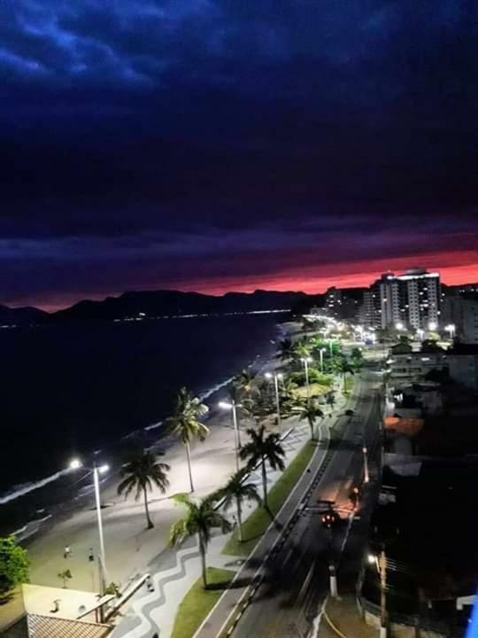 Ap Na Avenida Da Praia Карагуататуба Экстерьер фото